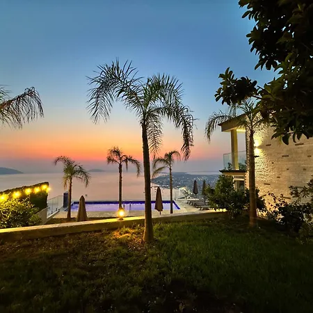 Szálloda E Diellit Kaninë