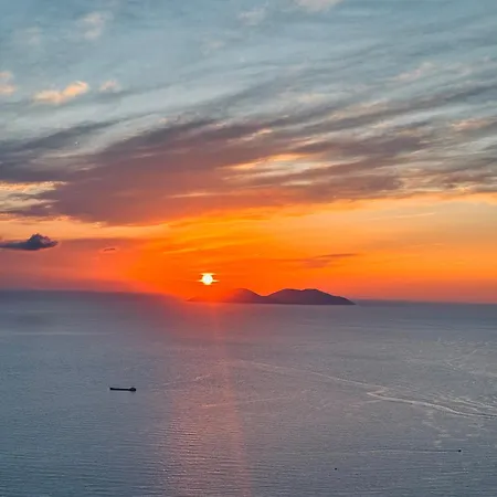 E Diellit 4* Kaninë