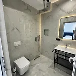 E Diellit 4*